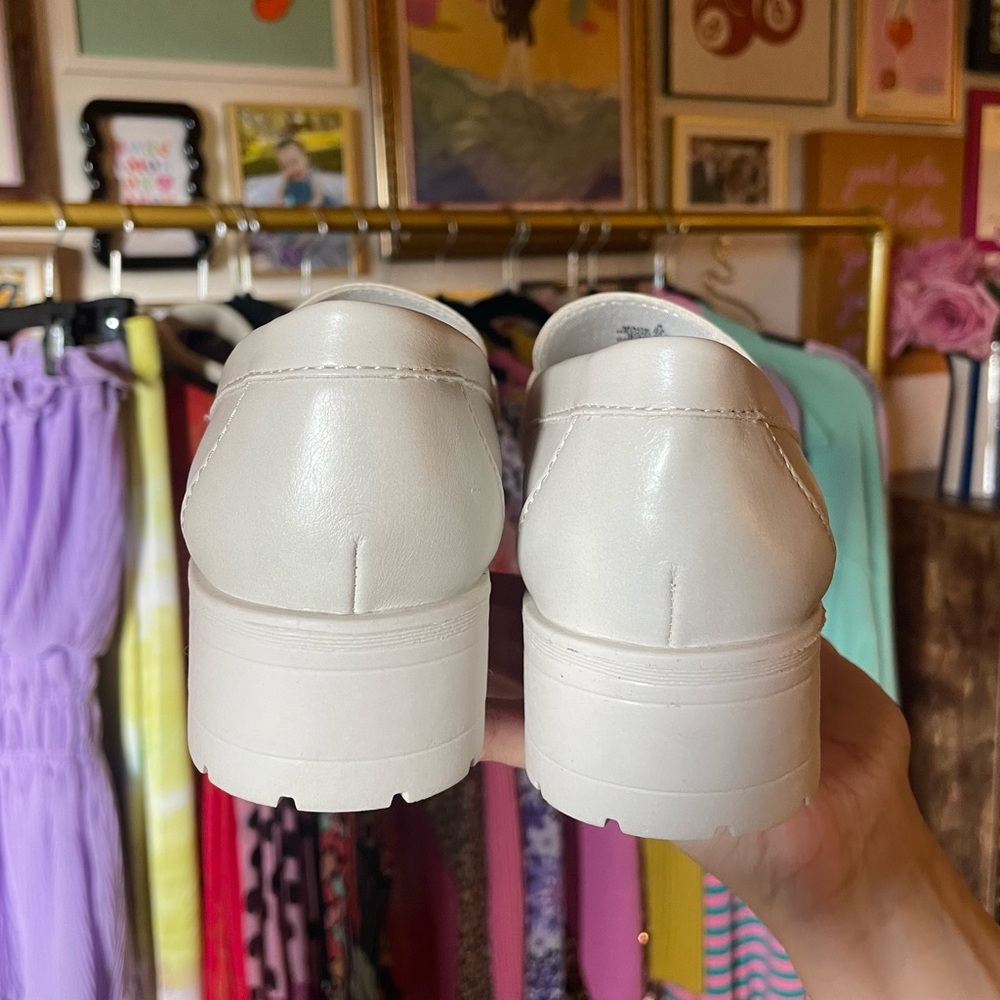 NEW Ivory Vegan Leather Chunky Loafer - Picture 6 of 8